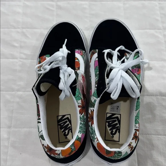 Vans Old Skool Tropical Print Shoes - Picture 6 of 12